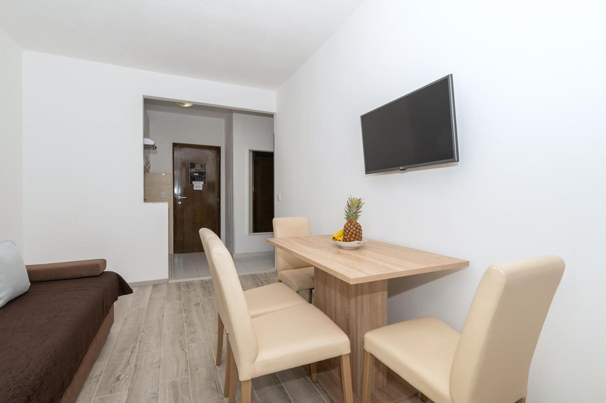 Bilin San Apartment บาชกาโวดา ห้อง รูปภาพ