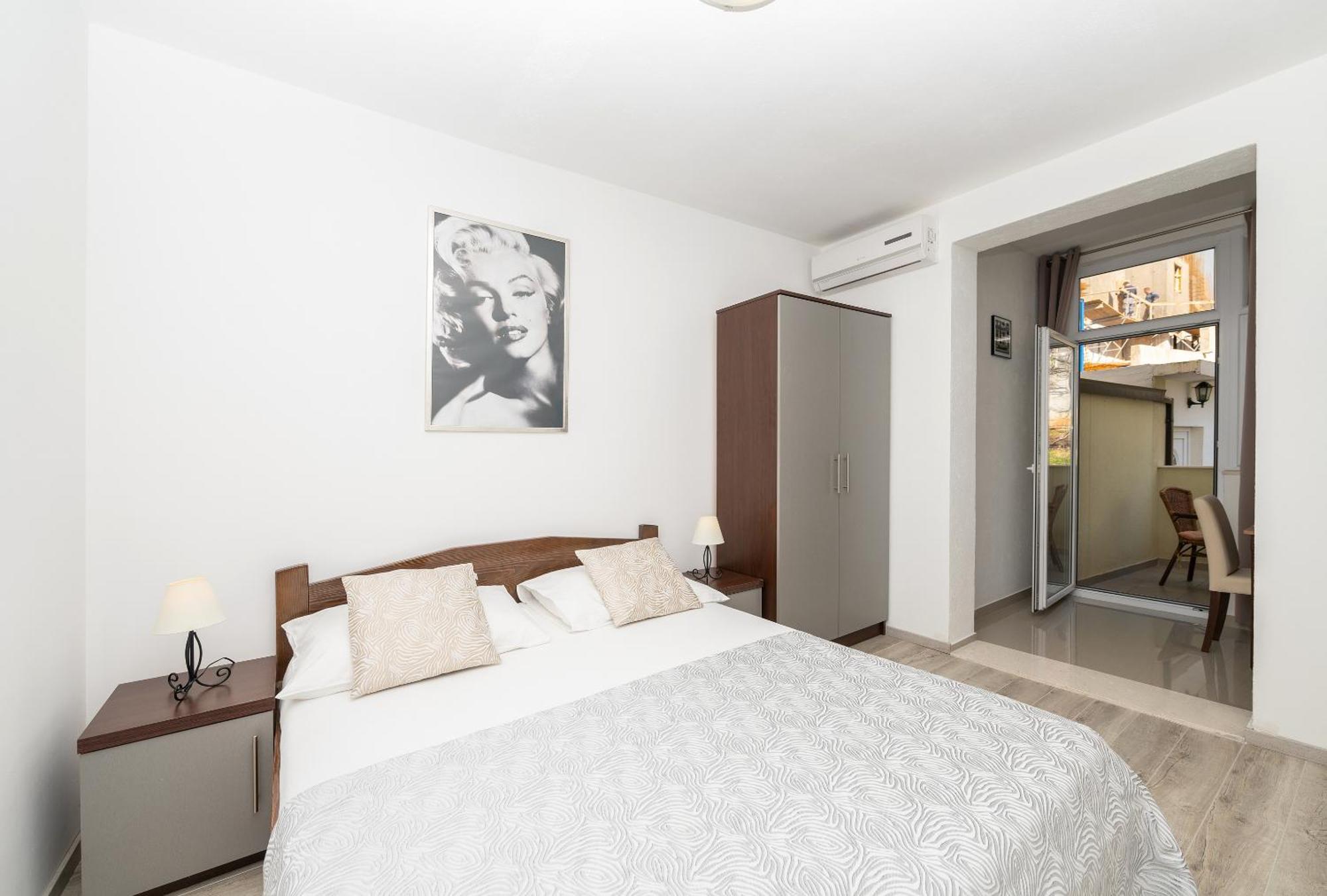 Bilin San Apartment บาชกาโวดา ห้อง รูปภาพ